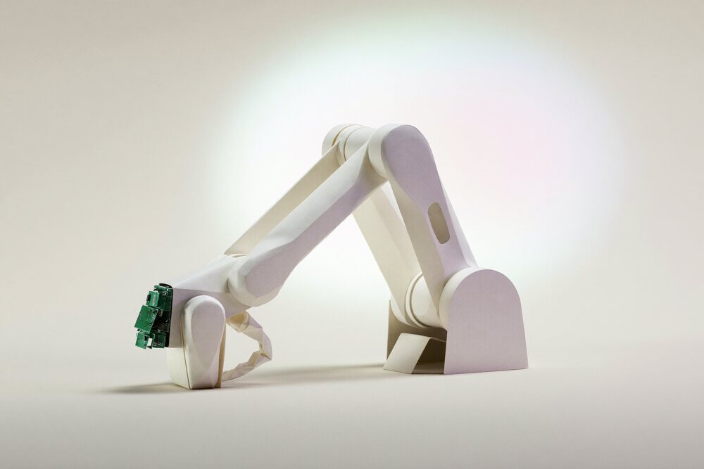 AI Agents Assist Robots in Hardware Tasks