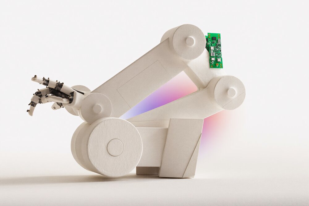 GM Deploys Robots Amid Workforce Reductions
